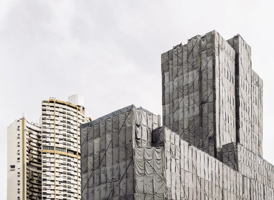 Pearls Centre - Print